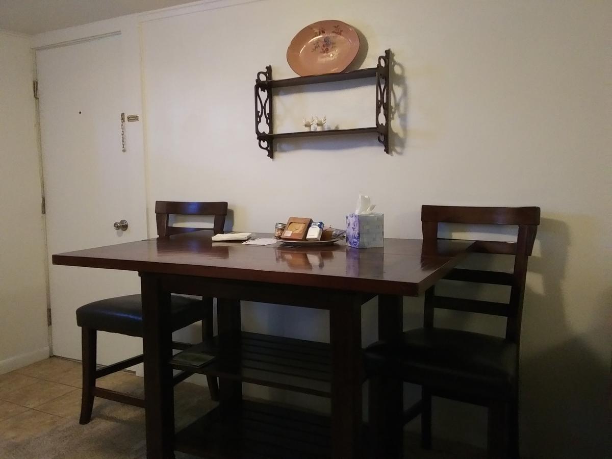 137 1/2 W. 1st St - thumb 11