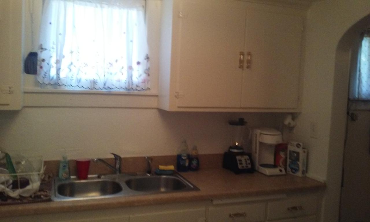 137 1/2 W. 1st St - thumb 28