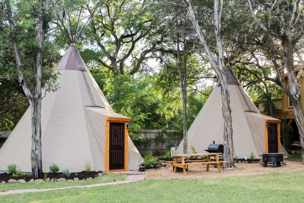 8 Rising Moon - Tipis On The Guadalupe - thumb 3