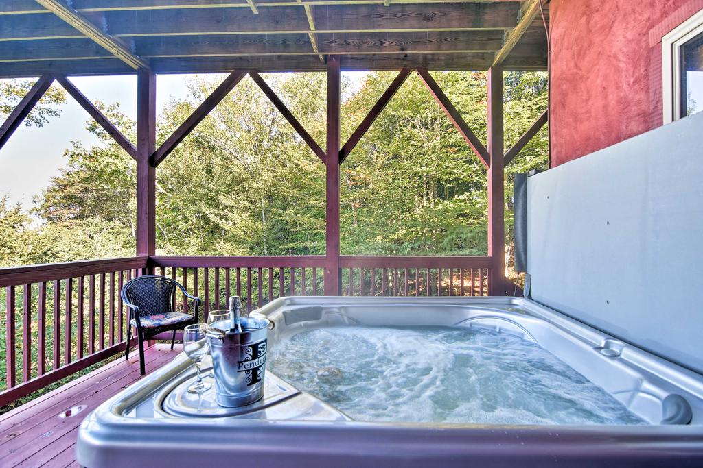 'House Of Views' In Beech Mountain With Hot Tub, Deck - thumb 1
