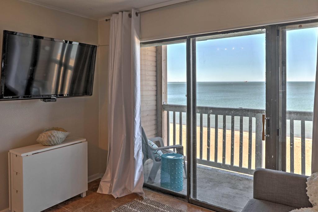 'Surfside Suite' Corpus Christi Condo With Ocean View - thumb 3
