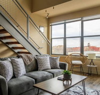 1 BR Apt Near Convention Center by Frontdesk - Accommodation Houston