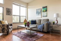 1 BR Apt near Dining Shopping Nightlife by Frontdesk Accommodation Houston