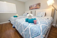 2Br- 4Bed Suite Apt Hollywood Sign View Free Parking Accommodation Houston