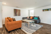 38th Street Retreat - Downstairs Level Accommodation Houston