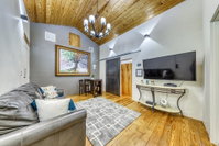 406 Lodge Accommodation Houston