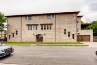 8 Bed Minutes to DT and Greenville Discount for Long Term Stays Accommodation Houston