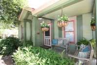 Agape Front Cottage Accommodation Houston