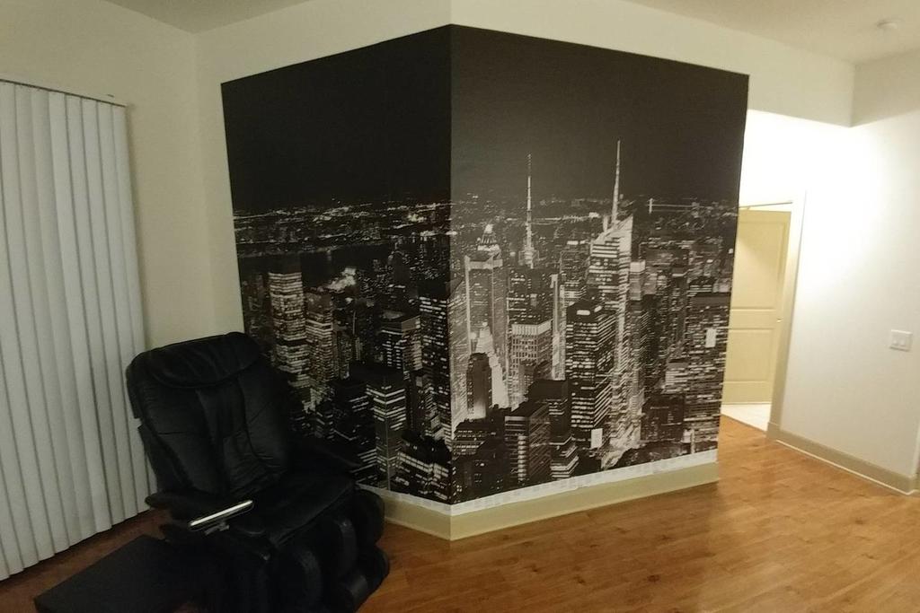 Amazing 2 Bed / 2 Bath Unit Near NRG & MD Anderson - thumb 3