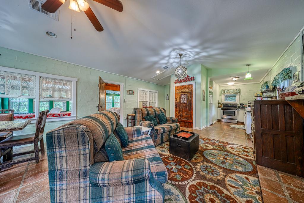 Austin Cottage On Cypress Creek - thumb 2