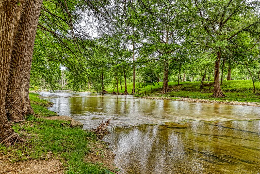 Austin Cottage On Cypress Creek - thumb 0