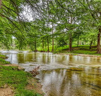Austin Cottage on Cypress Creek - Accommodation Houston