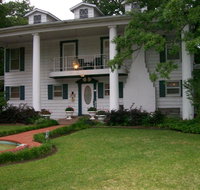 Azalea Plantation B  B - Accommodation Houston