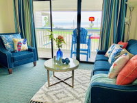 Beachfront Suite- enjoy the sun food and relax. Accommodation Houston