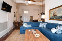 Beautiful Historic Downtown Loft at Hendley Market on The Strand Bay Views  Captain's Quarters Accommodation Houston