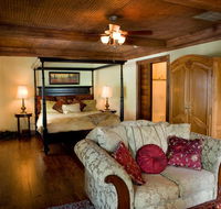 Bed and Breakfast on White Rock Creek - Accommodation Houston