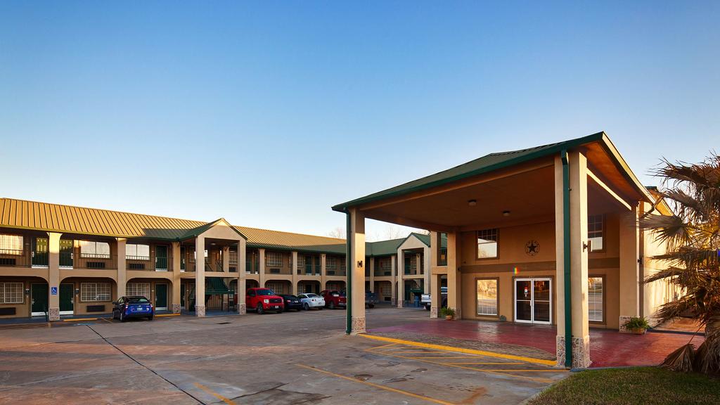 Best Western Executive Inn - thumb 2