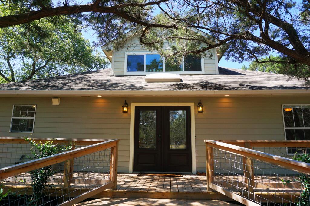 Blue Spring Retreat - thumb 0