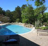 Bluebonnet Hill - Accommodation Houston
