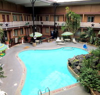 Budget Host Inn - Accommodation Houston
