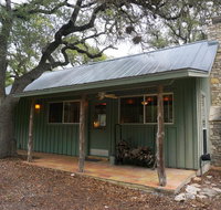 Burnett Ranch Cabins- Rosemary - Accommodation Houston