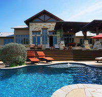C L Ranch - Accommodation Houston