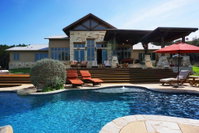 Booking Fischer Accommodation Houston