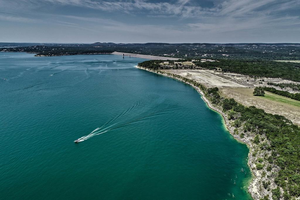 Canyon Lake Home W/Yard- .5 Mi To Boat Launch - thumb 1