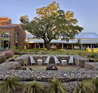 Cavalry Court by Valencia Hotel Group - Accommodation Houston