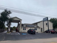 Booking Bertram Accommodation Houston