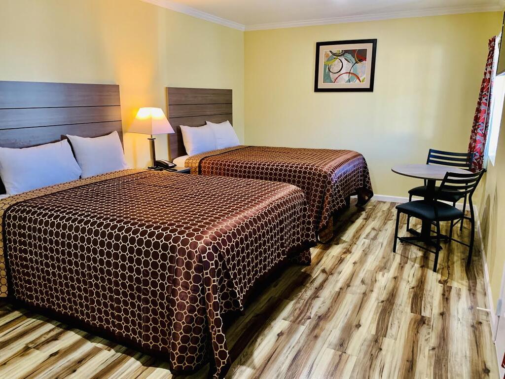 Central Coast Inn - thumb 2