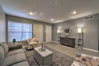 Chic Houston Condo 5 Minutes to Galleria Accommodation Houston