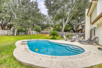 Chic Poolside Paradise Accommodation Houston