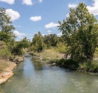 Cottage on Bear Creek Bluff - Accommodation Houston
