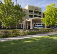 Courtyard by Marriott Dallas Arlington South - Accommodation Houston