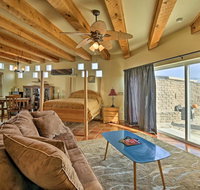 Cozy Corrales Studio w/ Mtn. Views Near Santa Fe - Accommodation Houston