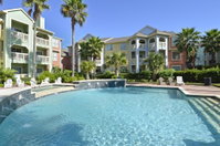 Dawn 512-Tropical Lagoon condo Accommodation Houston