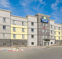 Days Inn  Suites by Wyndham Lubbock Medical Center - Accommodation Houston