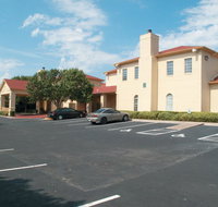 Days Inn by Wyndham Georgetown - Accommodation Houston