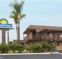 Days Inn by Wyndham in San Bernardino - Accommodation Houston