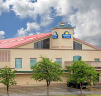 Days Inn by Wyndham Lubbock South - Accommodation Houston