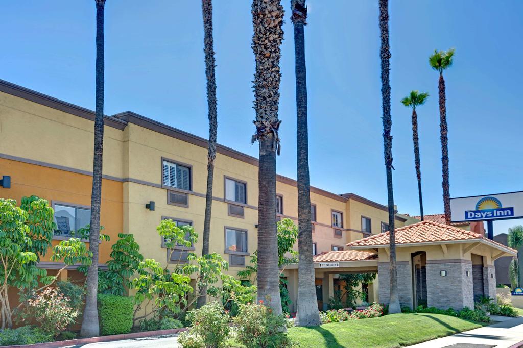 Days Inn By Wyndham West Covina - thumb 0