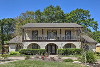 Dog-Friendly Retreat Walk to Lake Nassau Parks Accommodation Houston