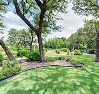 Dripping Springs Home - Accommodation Houston