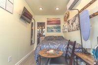East Downtown Micro-luxe Container Living Pod 10 Accommodation Houston