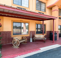 Econo Lodge Lubbock I-27 - Accommodation Houston