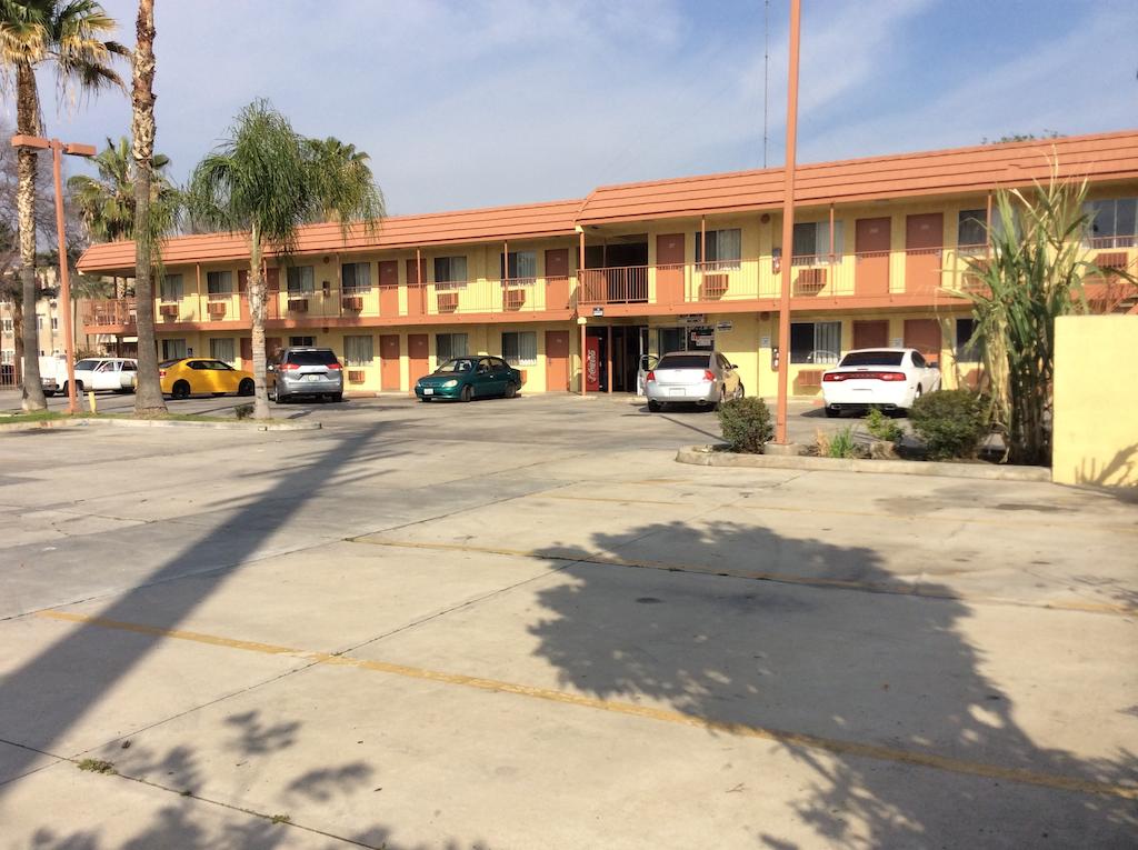 Economy Inn - thumb 0
