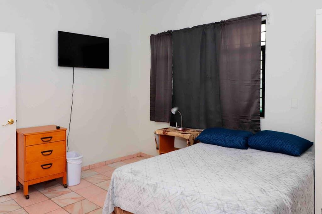 Entire Private Apartment* - thumb 3