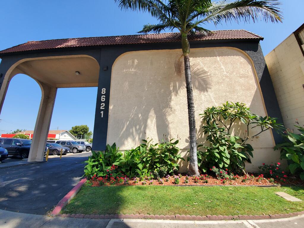 Flamingo Inn - thumb 1