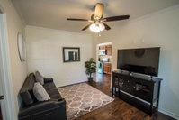 Hays St Cozy Remodeled 2BR/2BA house sleeps 8 Accommodation Houston